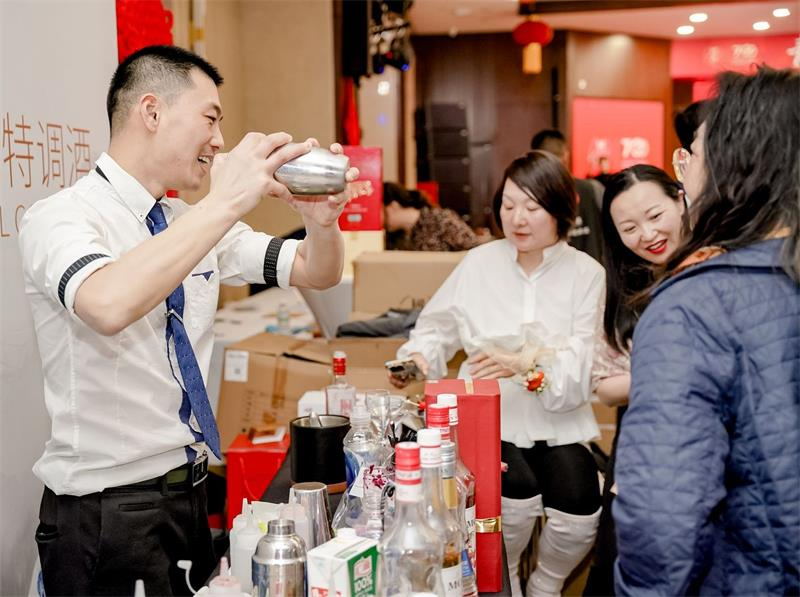 A7R01164.JPG_tplv-9lv23dm2t1-resize-animforce-v1_1600_3000_gif_看图王_看图王.jpg