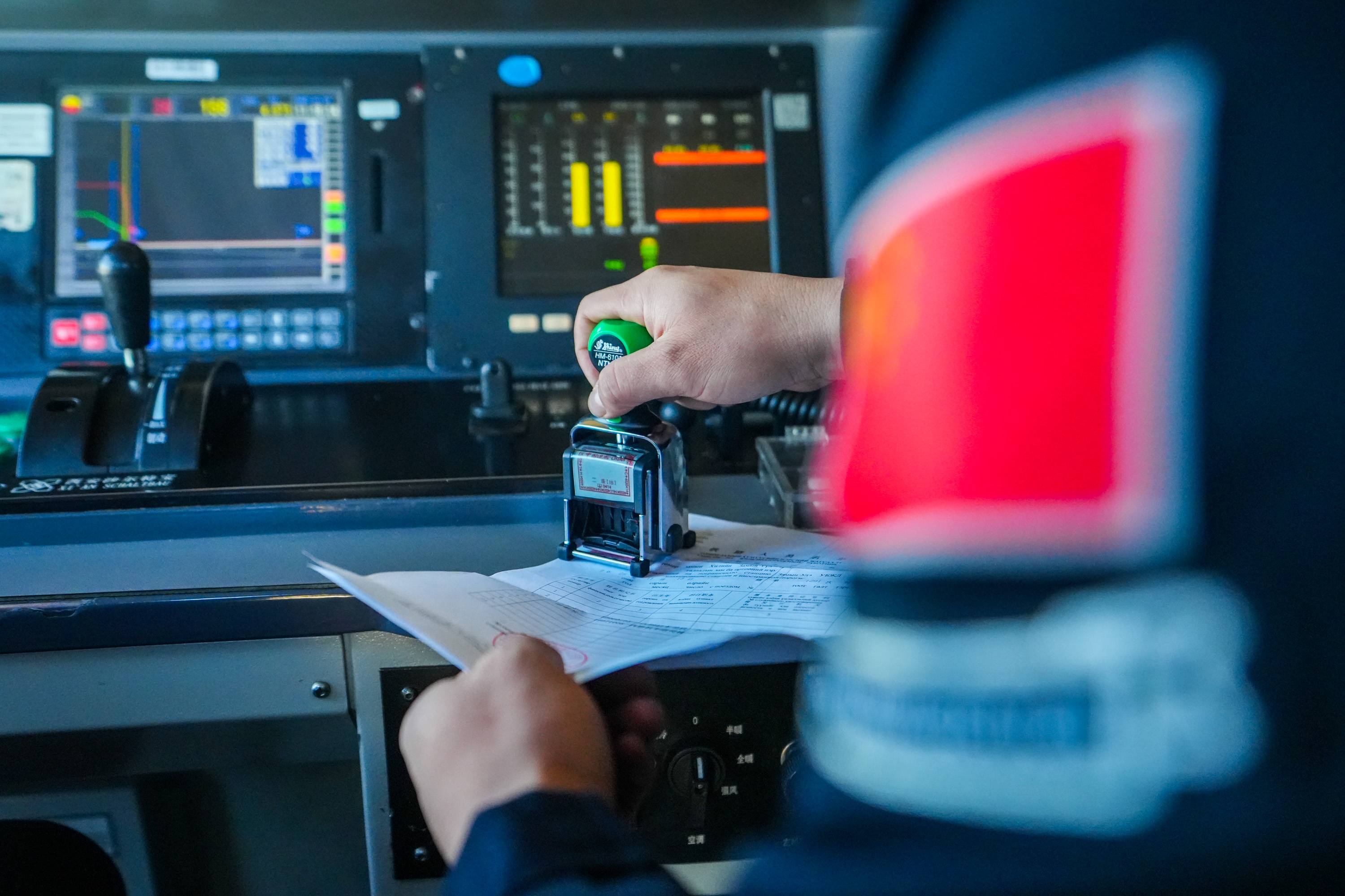 1763122299662098.jpg 1763122299662098.jpg