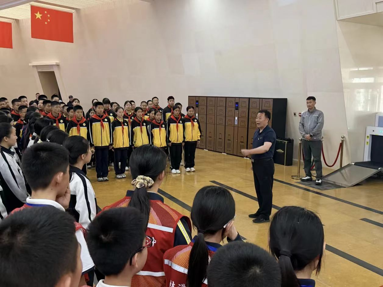 锡林浩特王晨旭德育名师工作室走进博物馆开展手拉手实践活动 https://www.nmgsb.com.cn/uploads/image/20260528/1779936403639917-lp.png