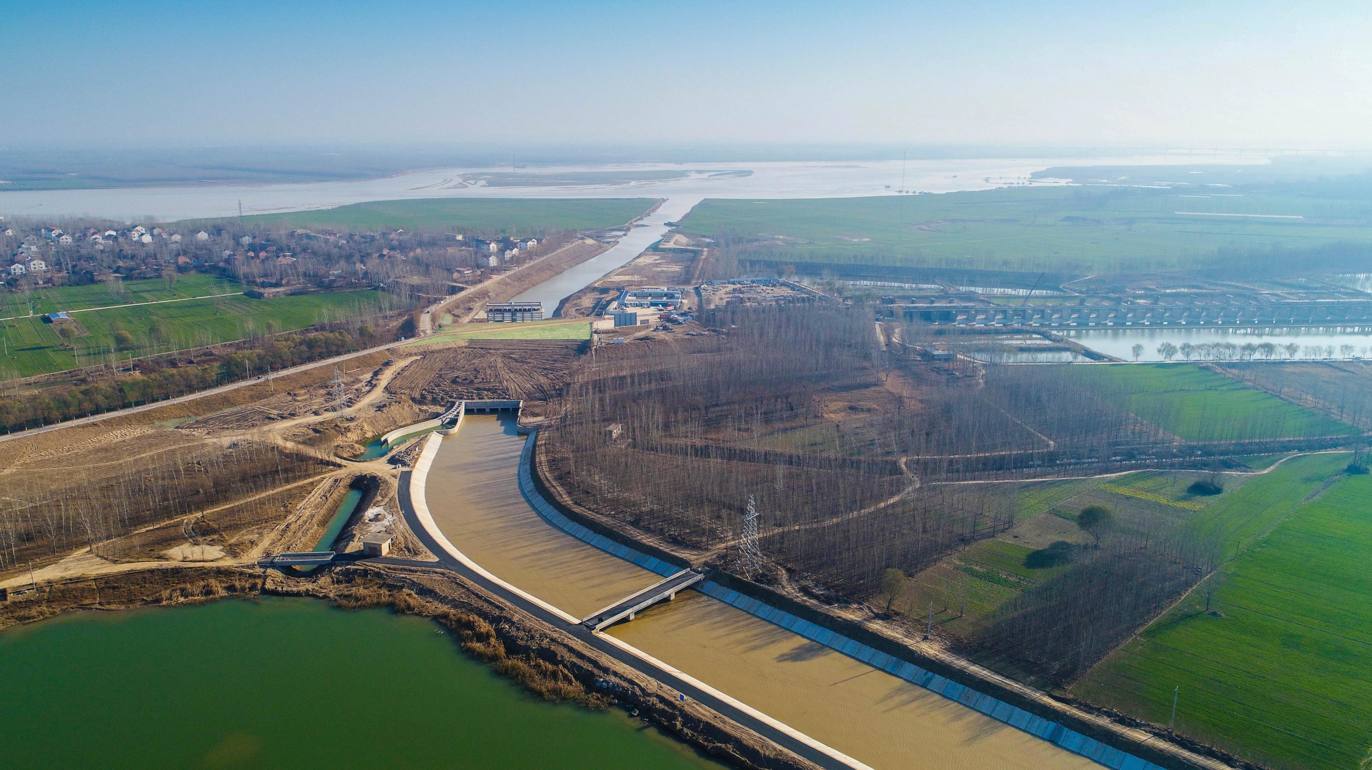 实施引黄入冀调水,助力华北地下水超采综合治理和白洋淀生态环境修复.