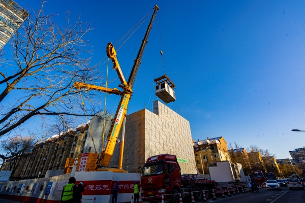 模块化建造施工现场。受访者工图