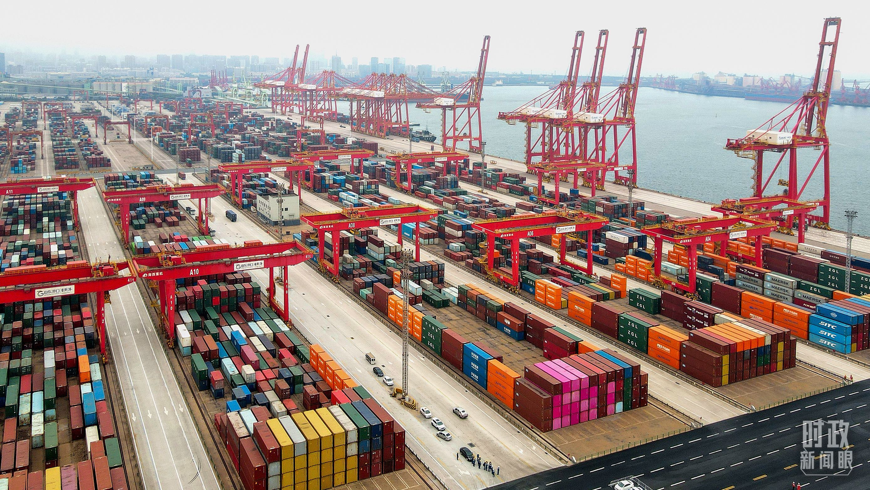 △山东日照港。(总台央视记者刘琦拍摄)