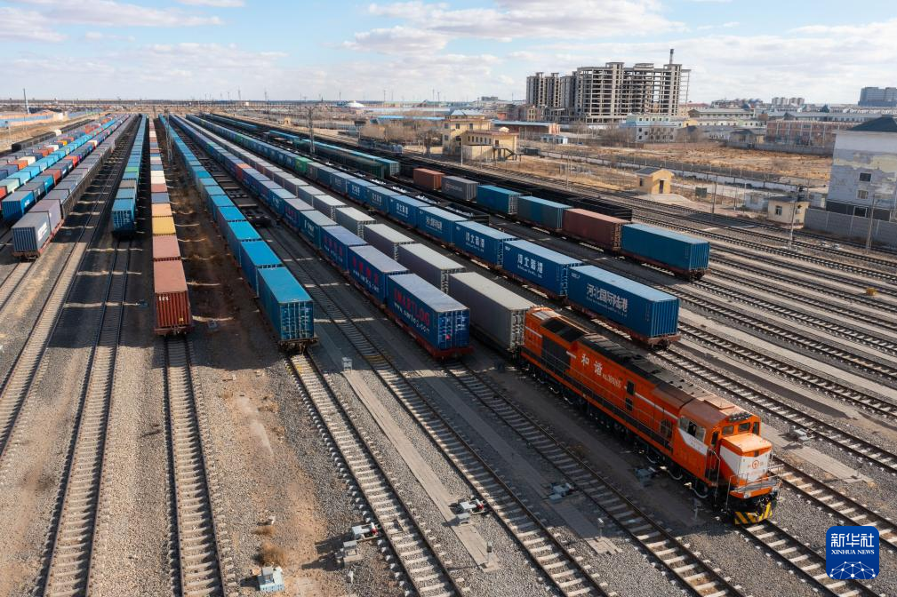 中欧班列中通道一季度通行中欧班列超1100列