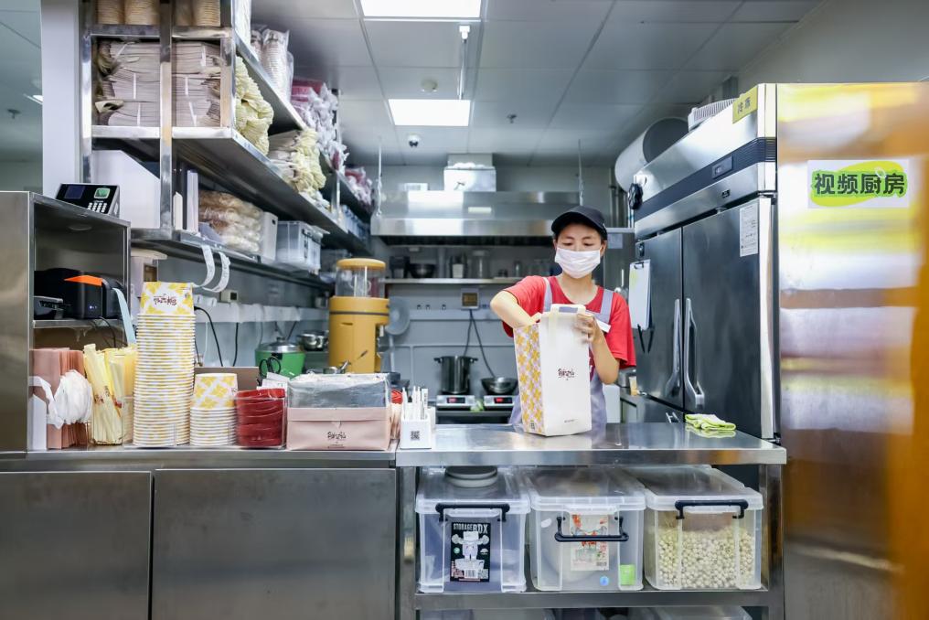 网络食品、外卖新规落地 平台与商家准备好了吗 https://www.nmgsb.com.cn/uploads/other/20260601/W020260601615718409778_ORIGIN.jpg