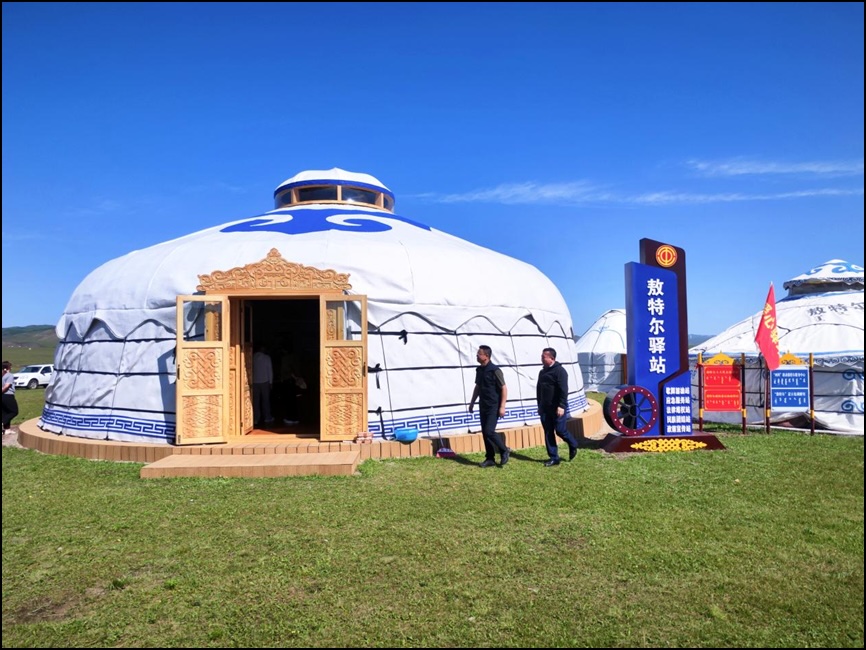 赤峰市:密织户外劳动者专属“暖心港湾” https://www.nmgsb.com.cn/uploads/other/20260708/20260708cc7357dde0f24358b0d007fe5f2d6cfa_GnmfshC000010_20260708_CBMFN0A002.jpg