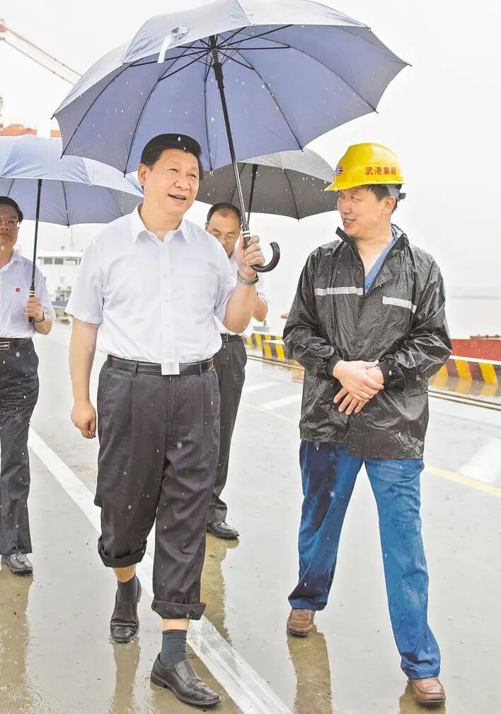 13年前,总书记大雨中留下一张照片,这里现在怎么样了 13年前,总书记大雨中留下一张照片,这里现在怎么样了