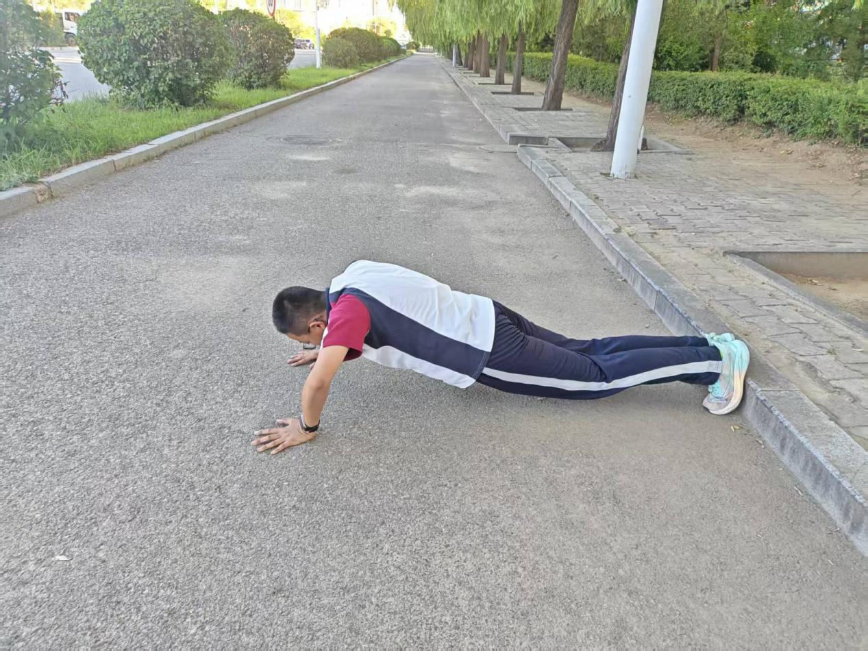 内蒙古鄂尔多斯探索假期体育育人新路径 https://www.nmgsb.com.cn/uploads/other/20260723/2026072380df46b634b64fc6ba5c08254b4dda9f_20260723dada2773289c4baf80760bc67de5d264.png