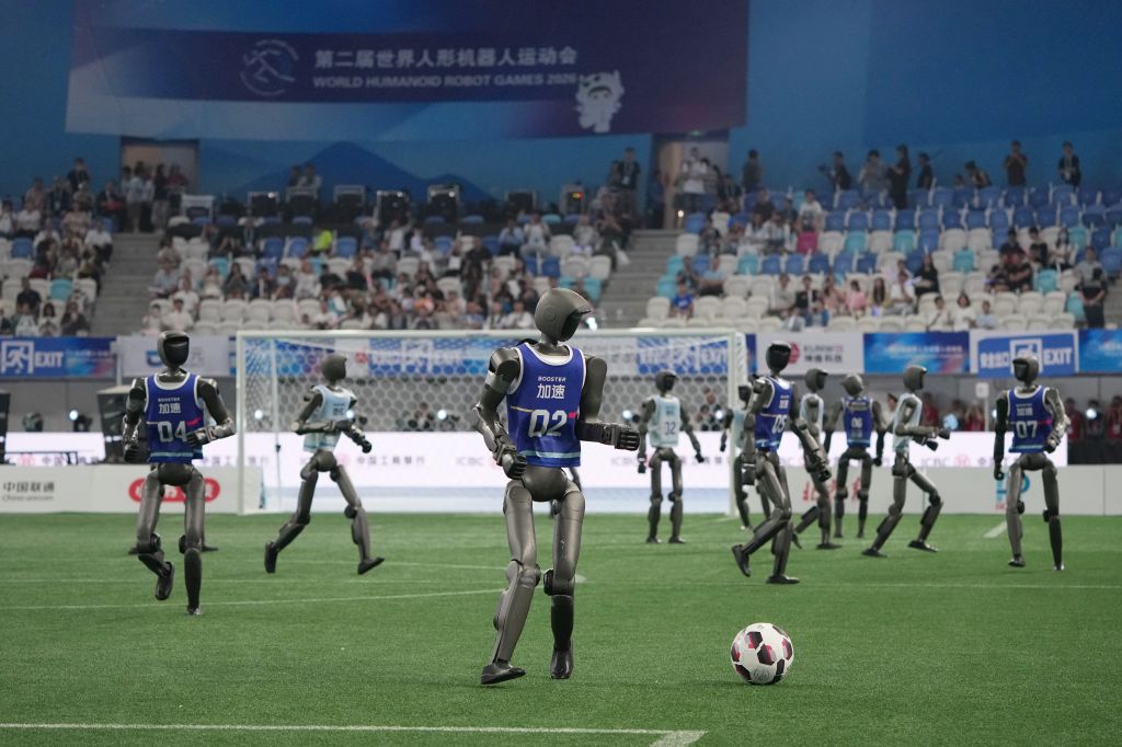 新华鲜报丨加速跑 世界人形机器人运动会启幕 https://www.nmgsb.com.cn/uploads/other/20260822/W020260822806588287432_ORIGIN.jpg